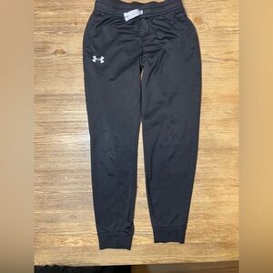 Under Armour Youth M Black sweatpants